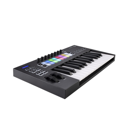 Launchkey 25 MK3 (MIDI Keyboard Controller)