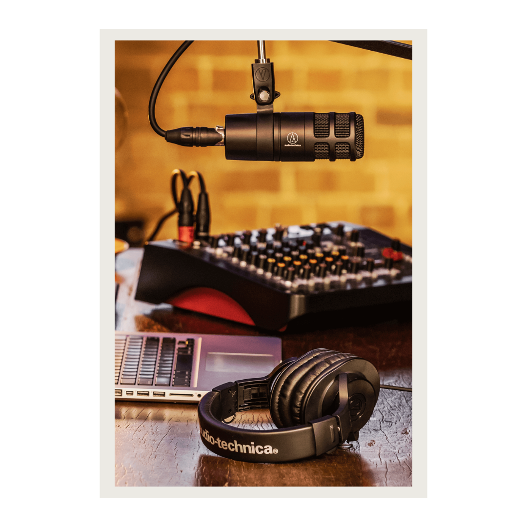 The "Podcaster" Studio Pack